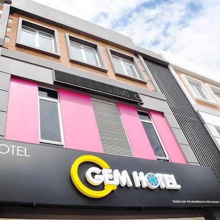 Gem Hotel Nusajaya  Ngoại thất bức ảnh