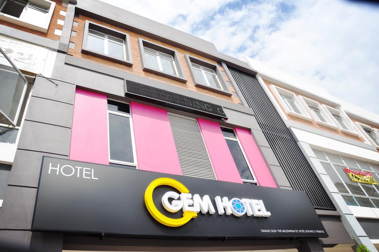 Gem Hotel Nusajaya  Ngoại thất bức ảnh
