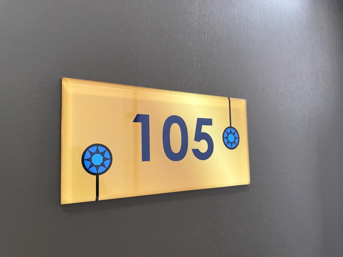 Gem Hotel Nusajaya  Ngoại thất bức ảnh